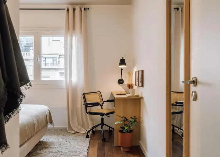 Umang - 1 Bedroom And Parking In Saldanha